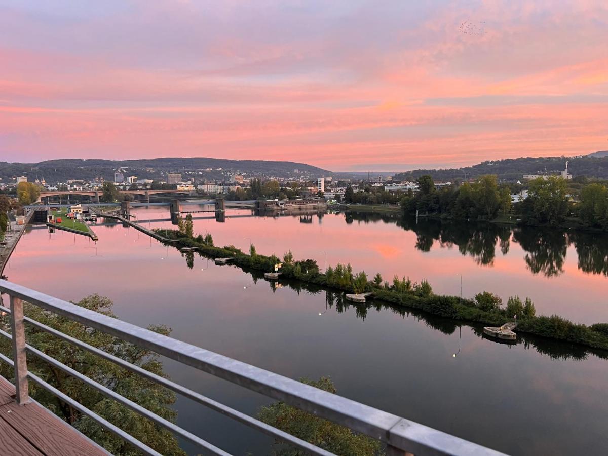 Penthouse Wohnung Mit Schoenem Moselblick In Metternich Koblenz  Exteriör bild