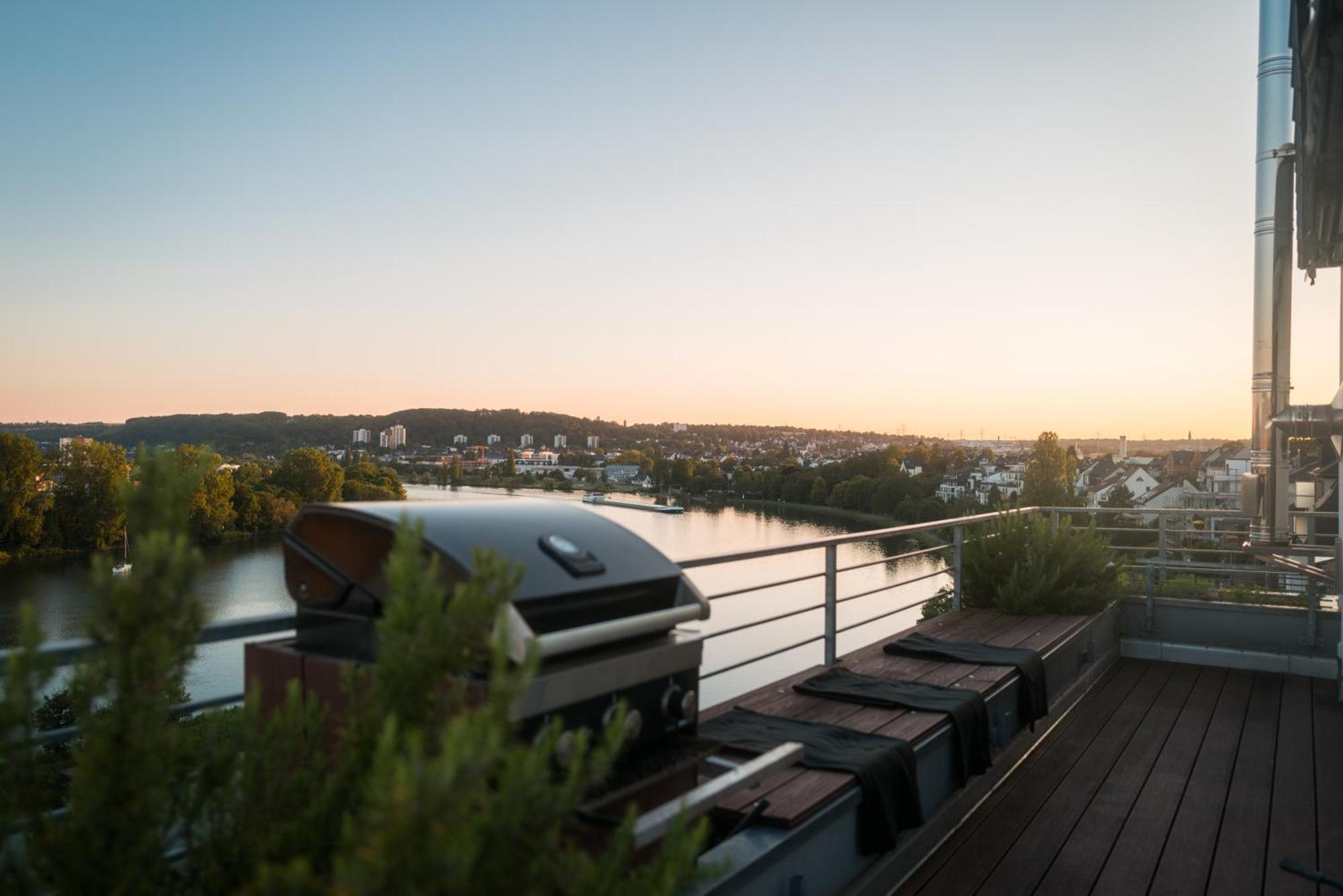 Penthouse Wohnung Mit Schoenem Moselblick In Metternich Koblenz  Exteriör bild
