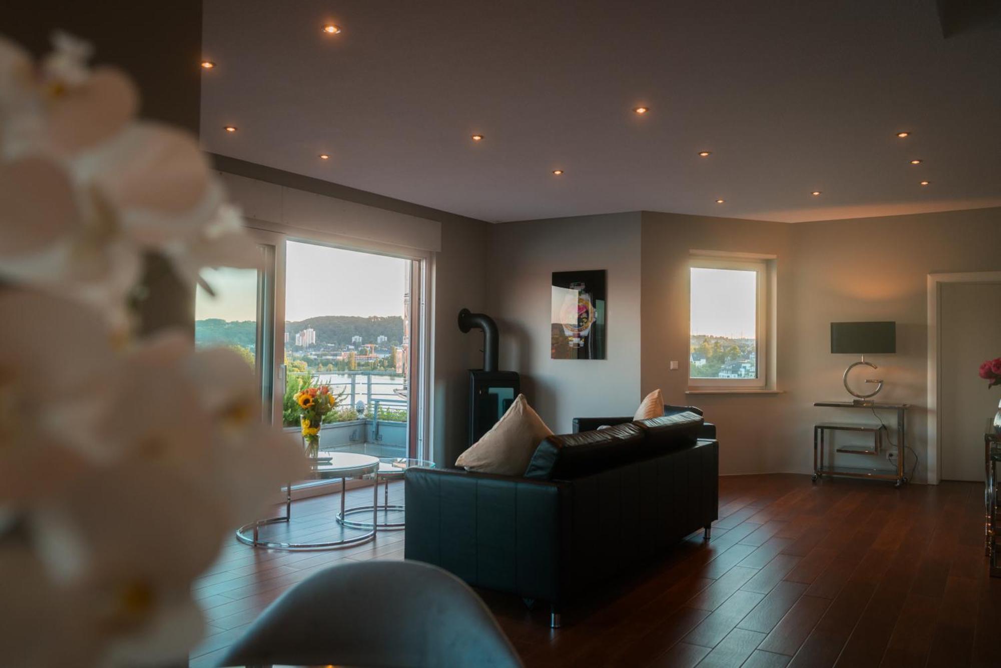 Penthouse Wohnung Mit Schoenem Moselblick In Metternich Koblenz  Exteriör bild
