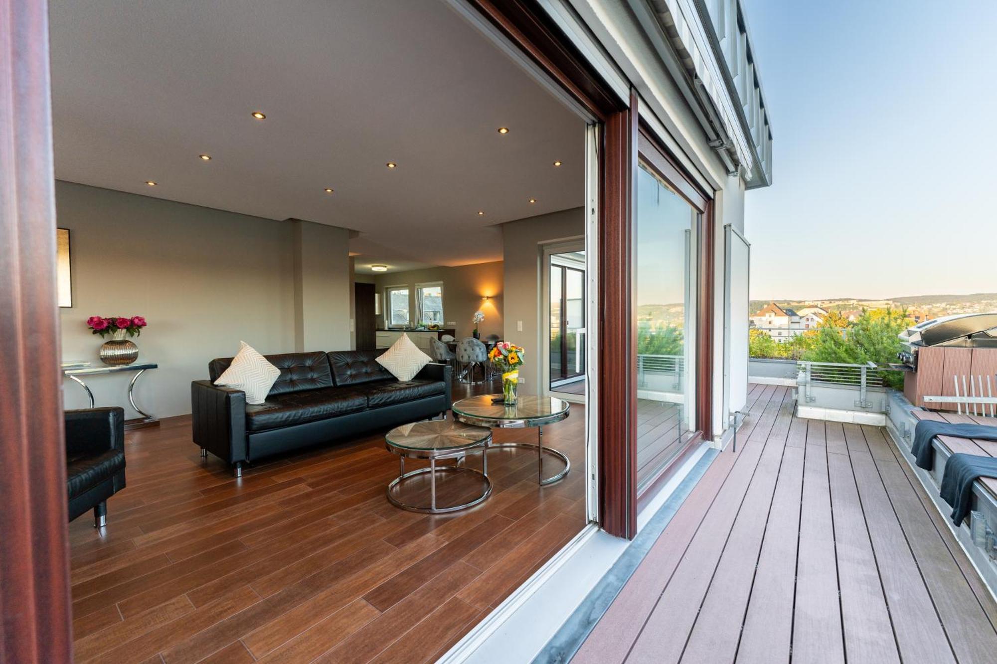 Penthouse Wohnung Mit Schoenem Moselblick In Metternich Koblenz  Exteriör bild