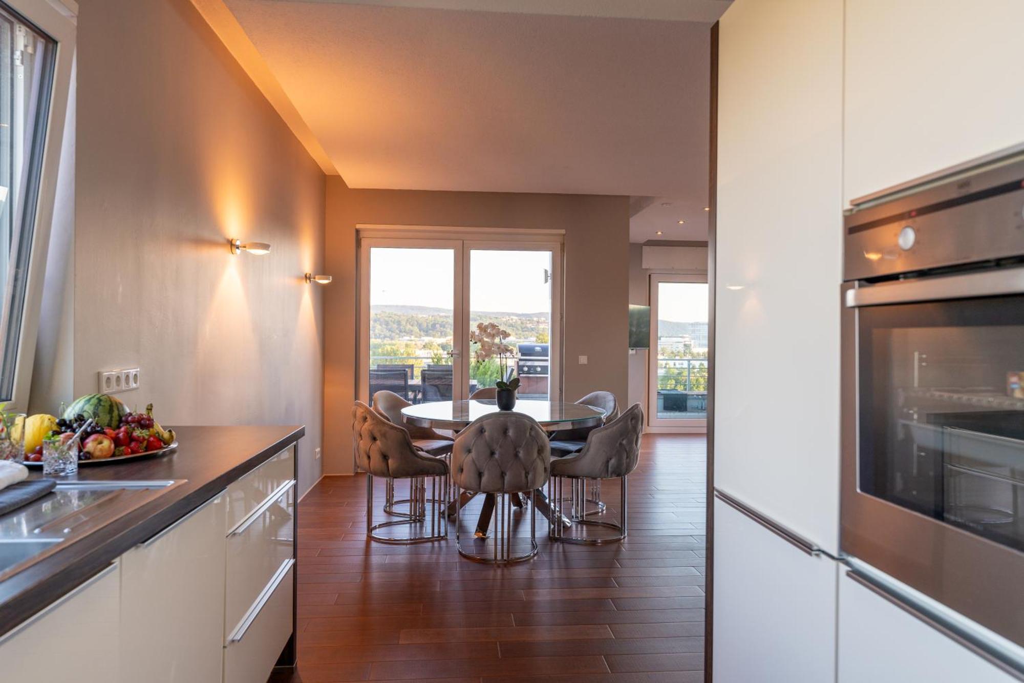 Penthouse Wohnung Mit Schoenem Moselblick In Metternich Koblenz  Exteriör bild